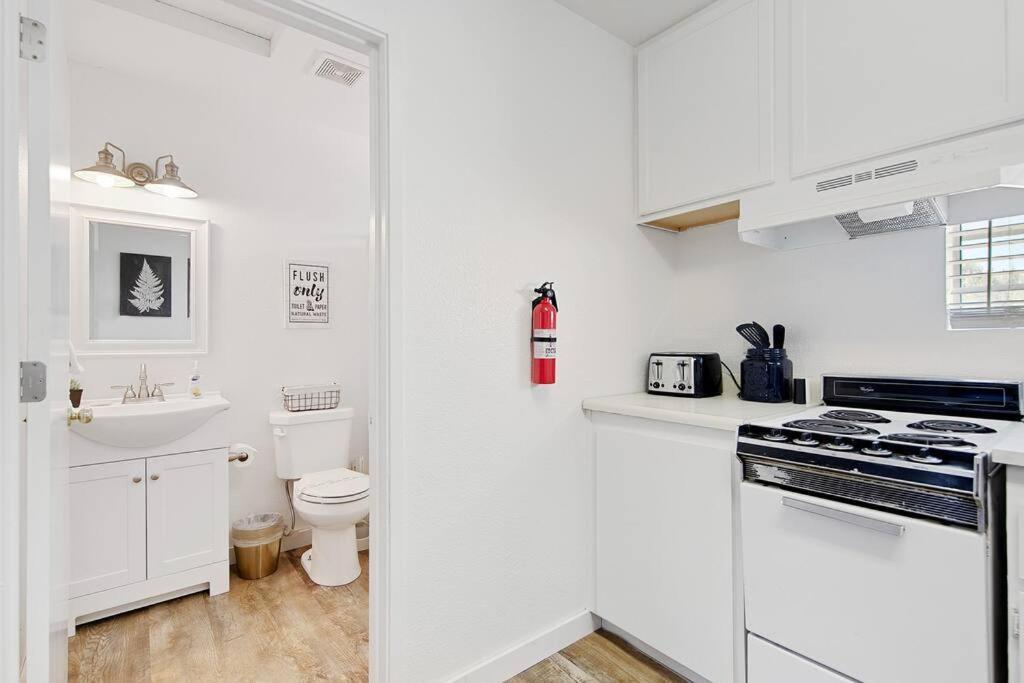 Ferienwohnung Couples Studio 1 W Full Kitchen Oakhurst Exterior foto