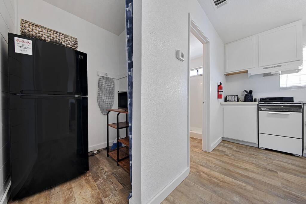 Ferienwohnung Couples Studio 1 W Full Kitchen Oakhurst Exterior foto
